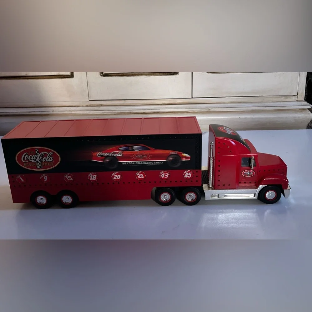 Collectible 2002 Coca-Cola NASCAR Carrier with Car & lights Semi Truck